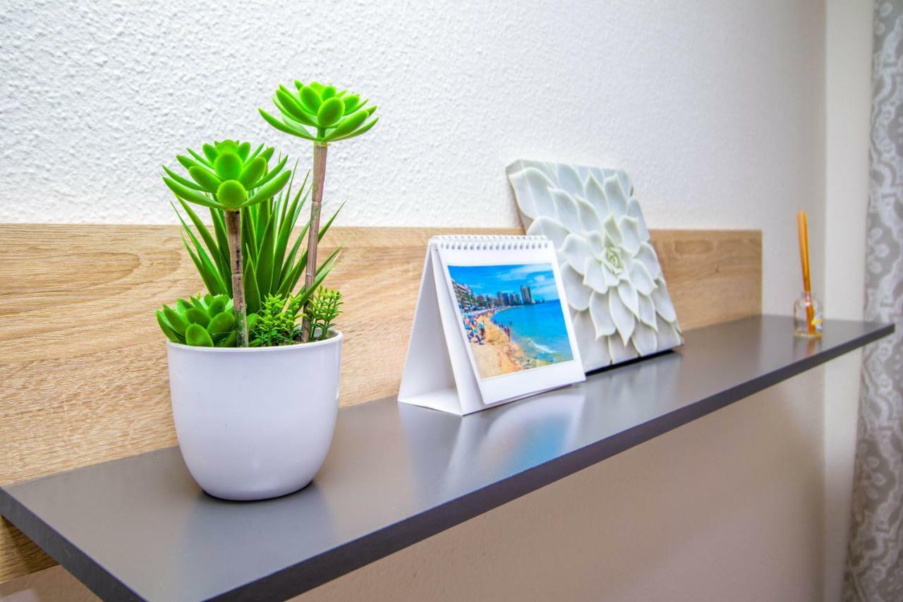 Jose Hurtado Apartamento ตอร์เรเวียคา ภายนอก รูปภาพ