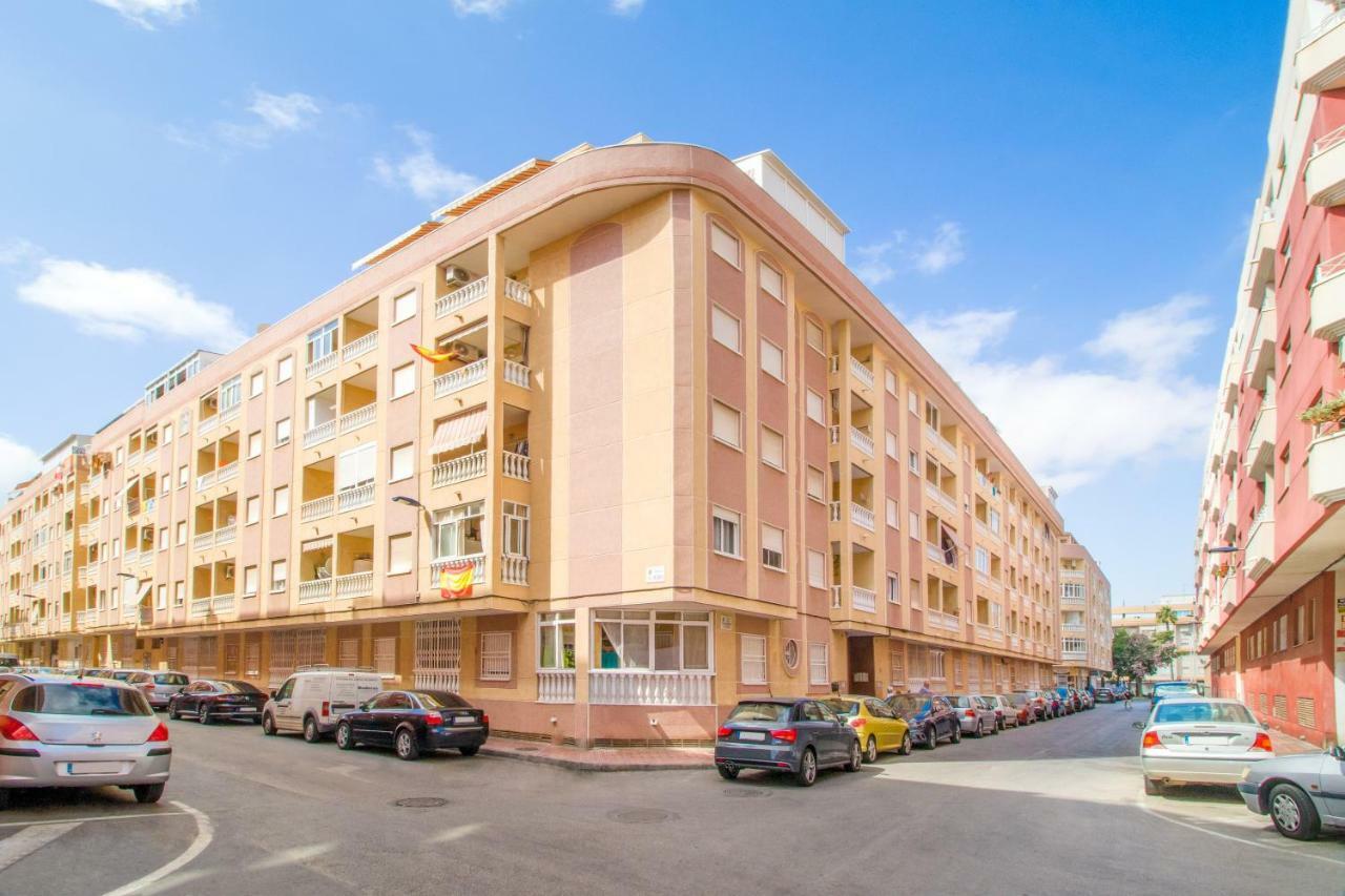 Jose Hurtado Apartamento ตอร์เรเวียคา ภายนอก รูปภาพ